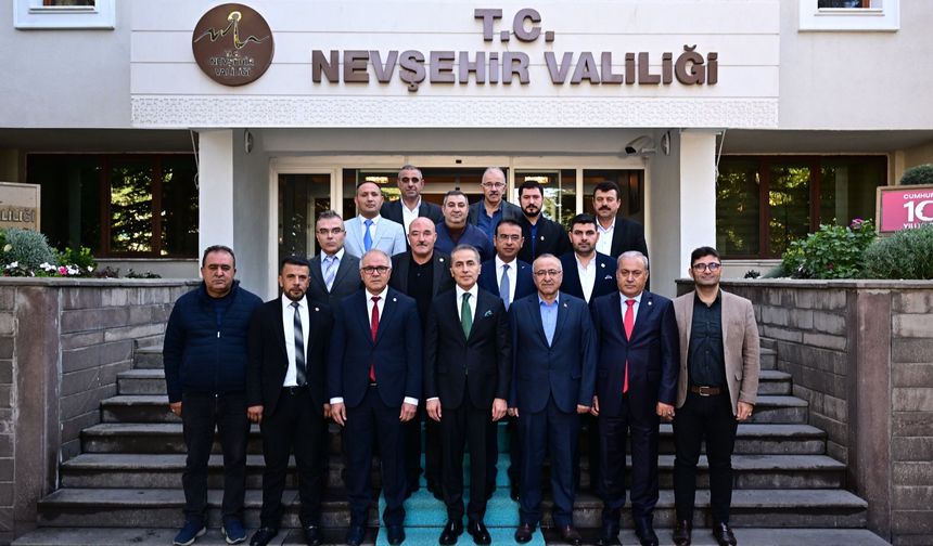 Nevşehir’de Muhtarlar Günü Ziyareti: Muhtarlar Vali Kök’ü Ziyaret Etti