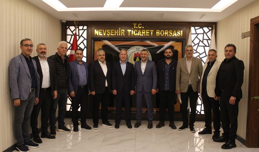 Açıkgöz’den Başkan Salaş’a Tebrik Ziyareti
