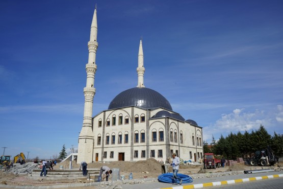 Nevşehir'de Şifa Camii Çevre Düzenleme Çalışmaları Devam Ediyor