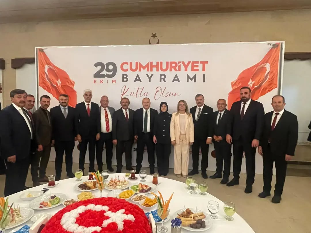 573967985 18180746632360042 2485790313934092680 N