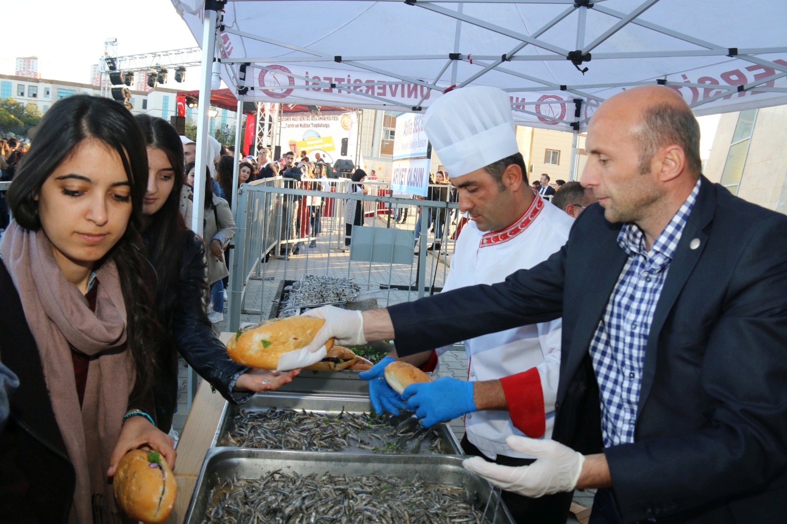 92667661 32F7 4Afe A888 534F94300Fa9