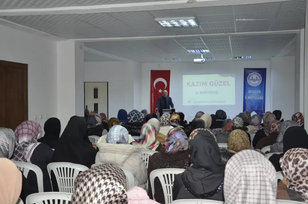 Hafızlık Talebeleri Velilerine Yönelik Seminer Düzenlendihafızlık Kurslarında Eğitim Gören Tale (1)