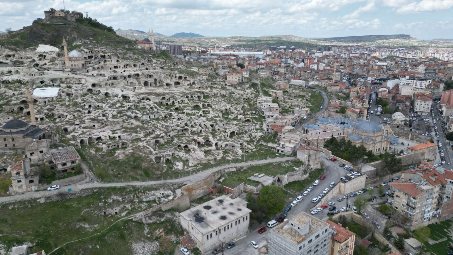 10874 4A46935F3D866Cc4Aa3Fefb282E413Fe Nev Bel Kapadokya Mahallesi 002-1