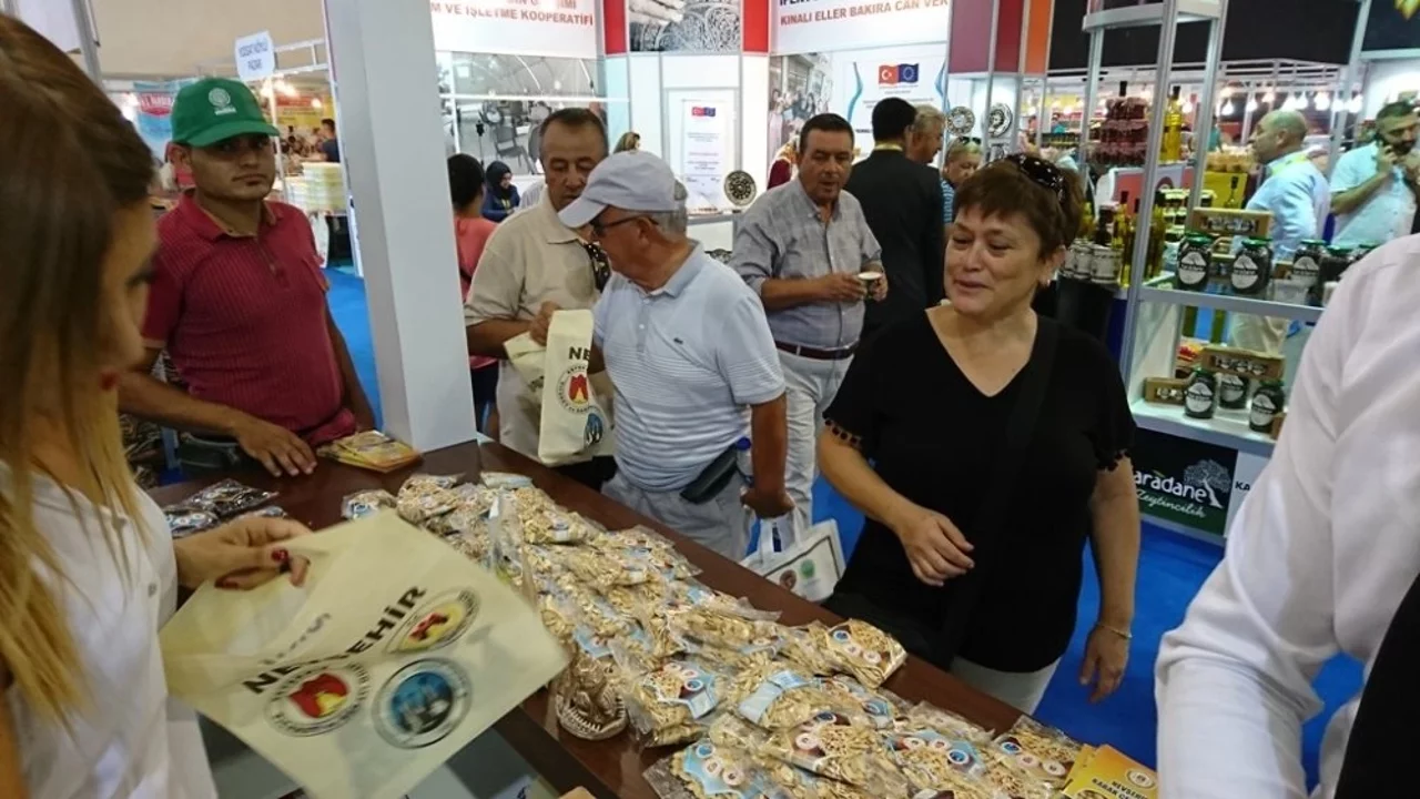 Mtu5Yjk5Zdhmnju4Njg-1