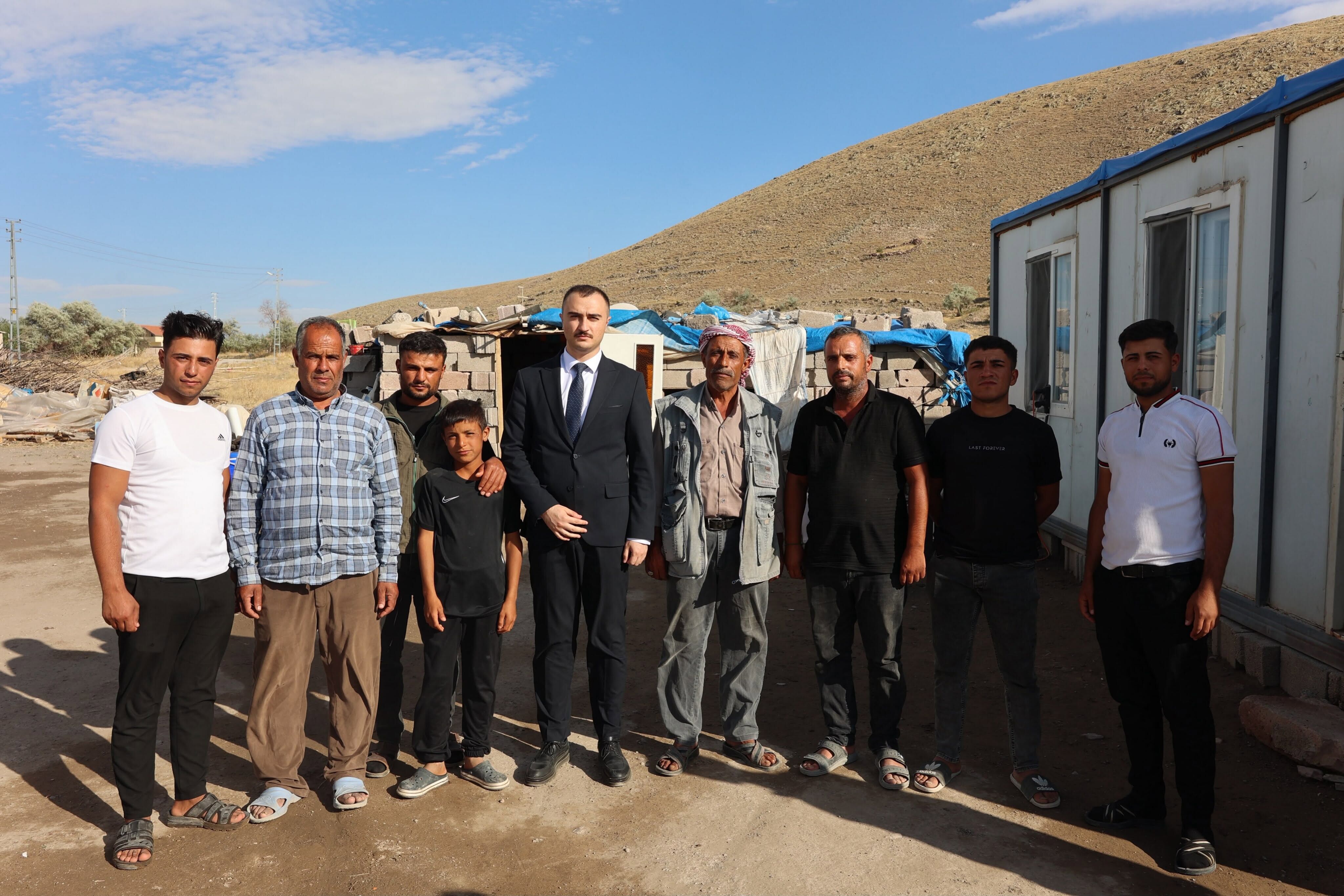 Derinkuyu Kaymakam Yeğin, Suvermez’de Tarım İşçileriyle Buluştu