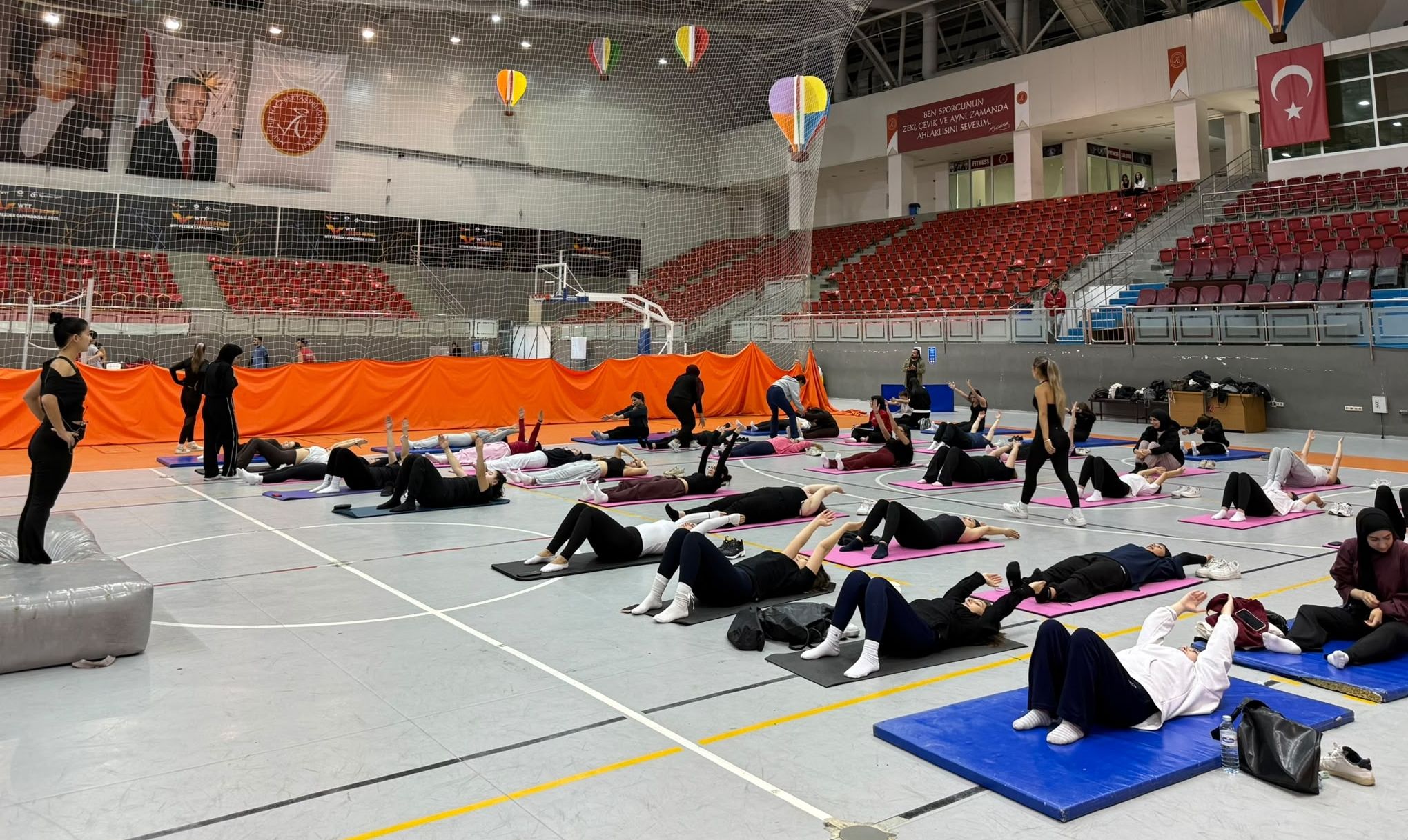 NEVÜ’de Spor Dostu Kampüs Kapsamında Pilates Eğitimleri Başladı